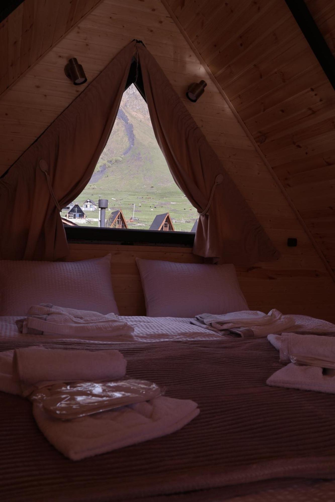 Outdoor Cottages Kazbegi Oda fotoğraf